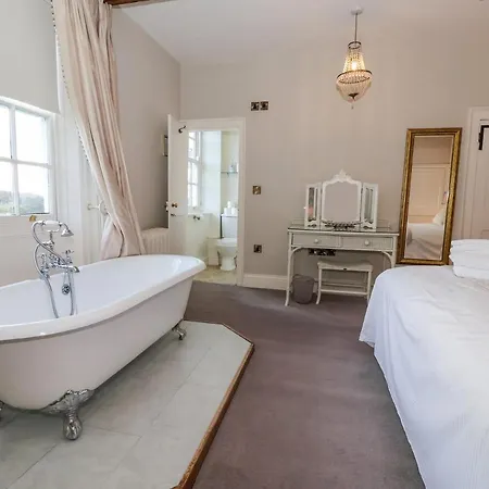 Manor House York